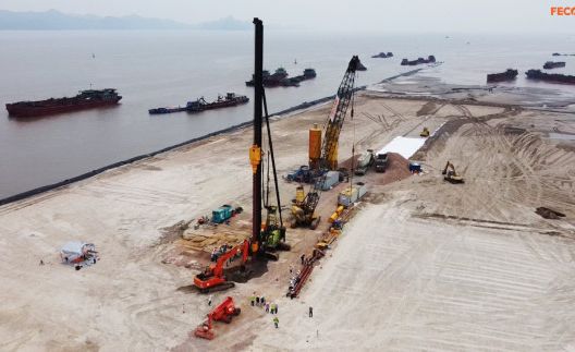 Cảng Lạch Huyện - Bến số 5, số 6