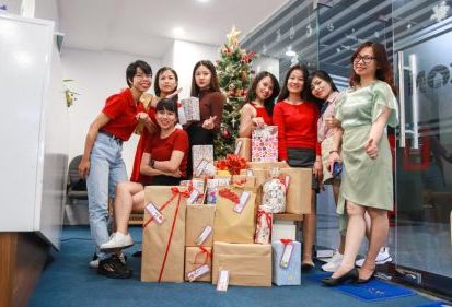 YÊU LÀ PHẢI NÓI – CÓ QUÀ LÀ PHẢI TRAO
